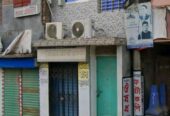 এই দোকান ও বাড়ি সহ বিক্রি করা হবে