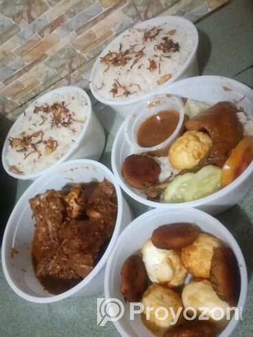 শিতের পিঠা বিক্রি হবে