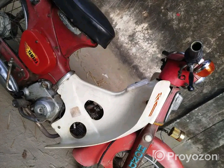 জাপানের বিখ্যাত ৫০ সিসি হোন্ডা।