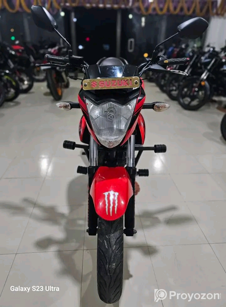Suzuki Gixxer Monoton 155 CC 2018 model.
