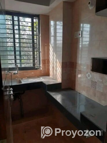 অধ্যায়নরত ছাত্রীদের জন্য বাসা ভারা