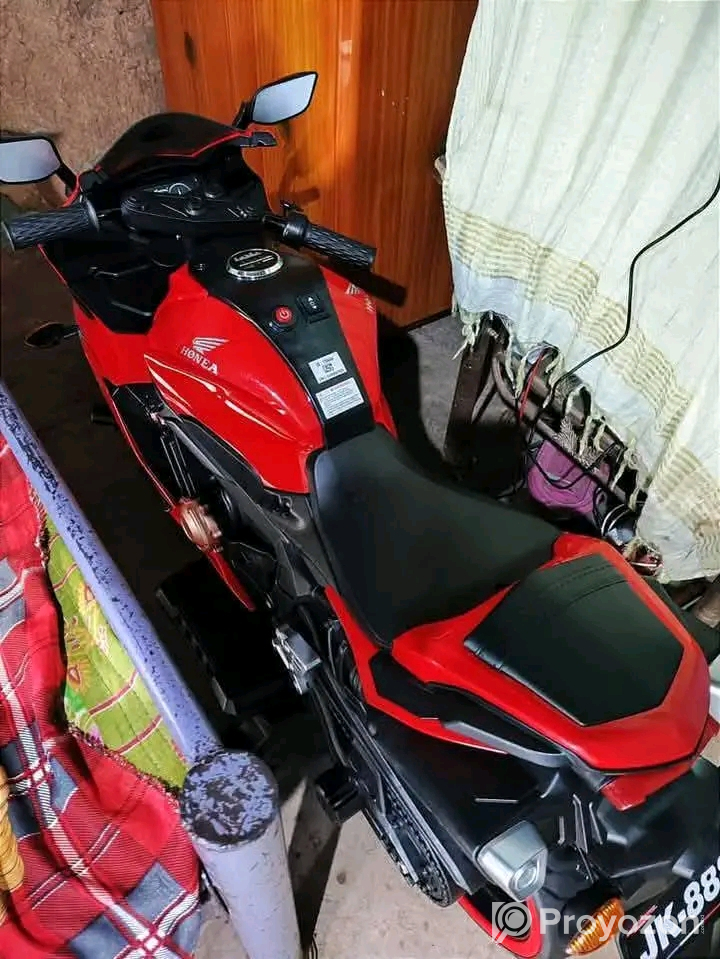 বেবি বাইক বিক্রি করা হবে চার্জ এ চালিত