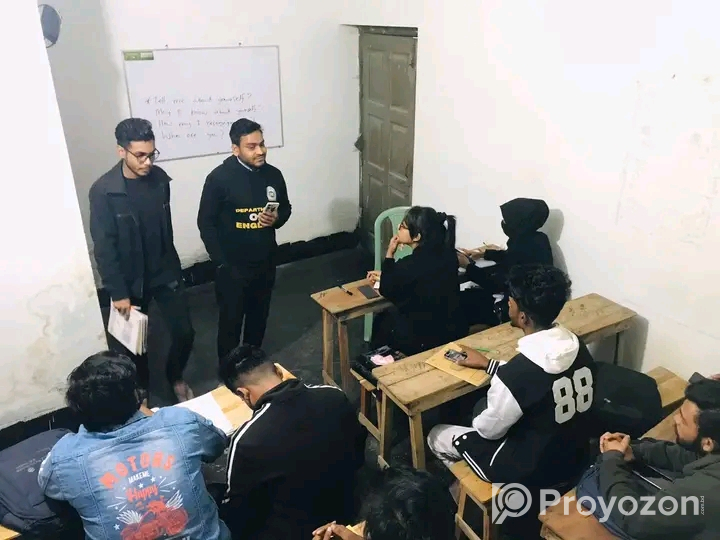 অনার্স মাস্টার্স কিংবা ডিপ্লোমা বা পিএইচডি করার সুযোগ