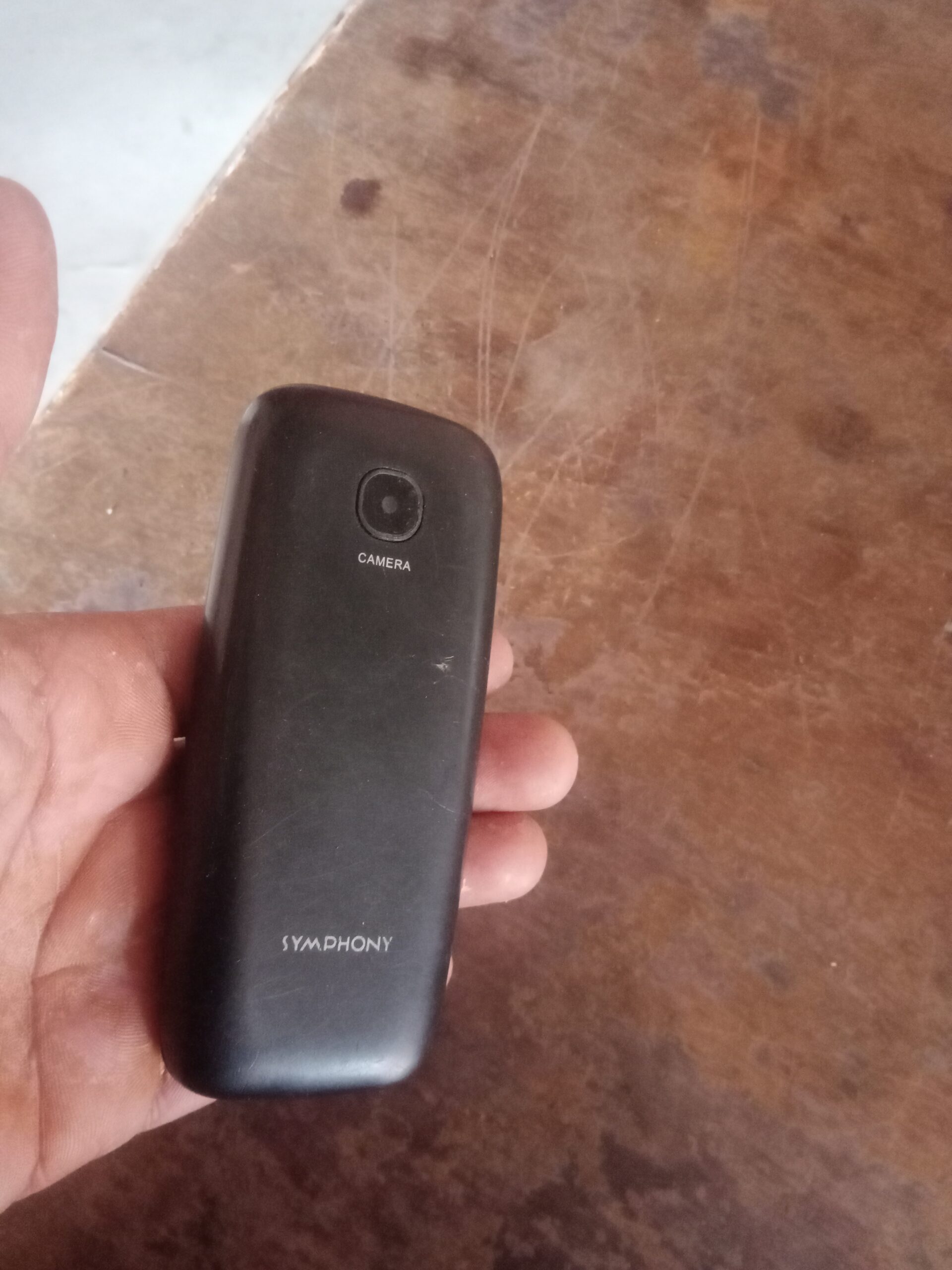 বাটন ফোন বিক্রি হবে