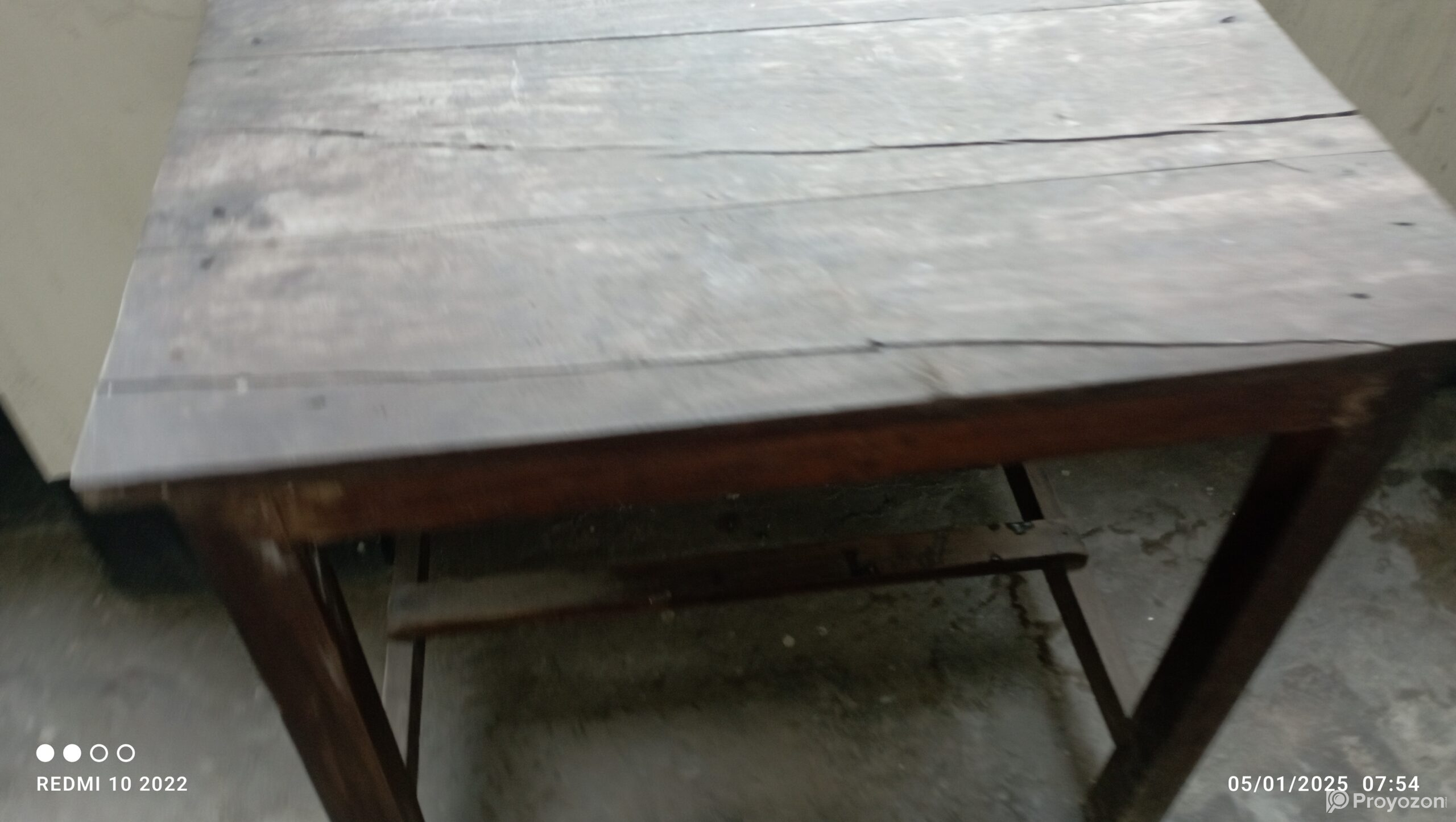 কাঠের টেবিল বিক্রি হবে