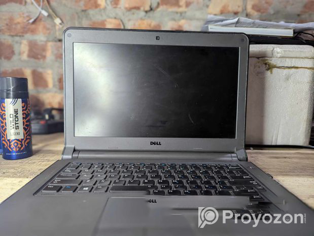 Dell latitude 3350 i3 5th gen