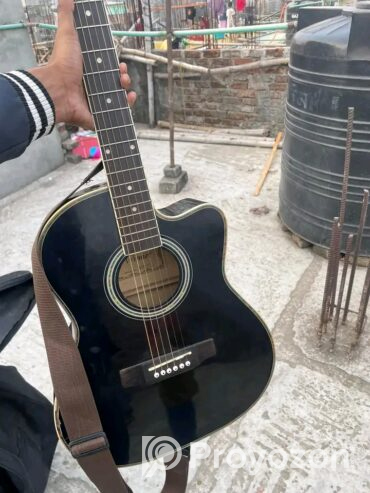 গিটার টি বিক্রি হবে