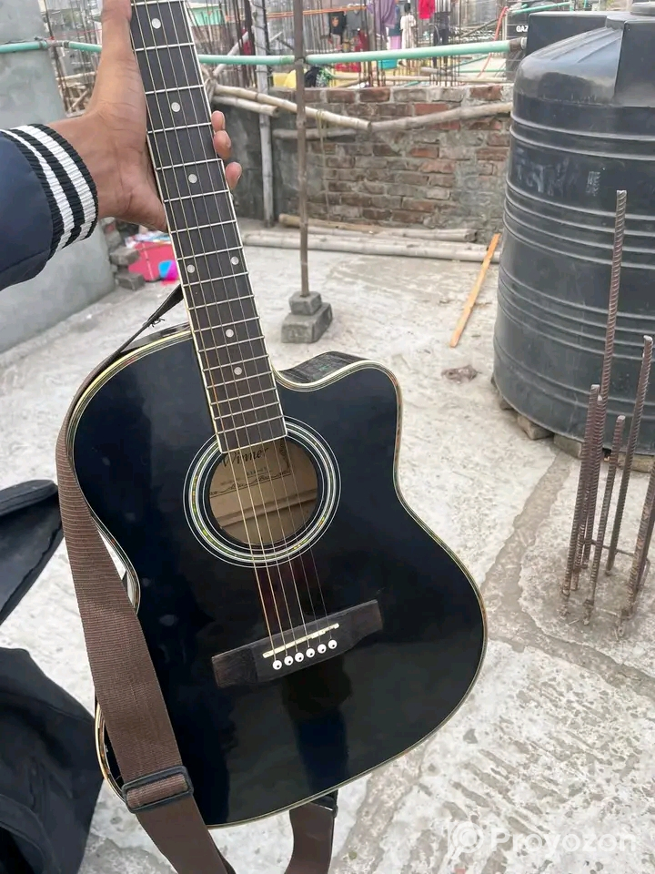 গিটার টি বিক্রি হবে
