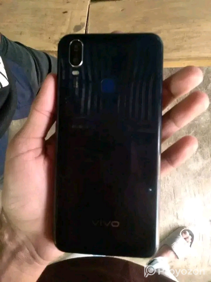 Vivo Y11 3/32GB (Used)