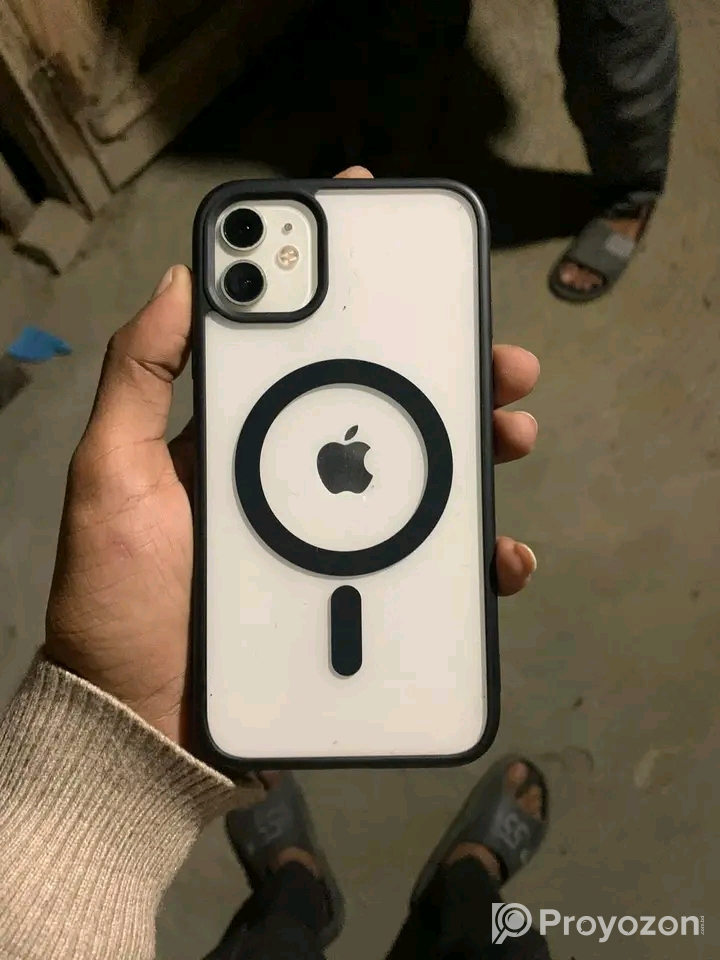 iPhone 11 4/64GB (Used)