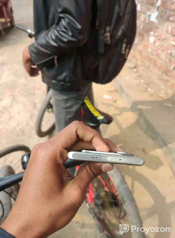 Infinix note 40s 6/128Gb (Used)