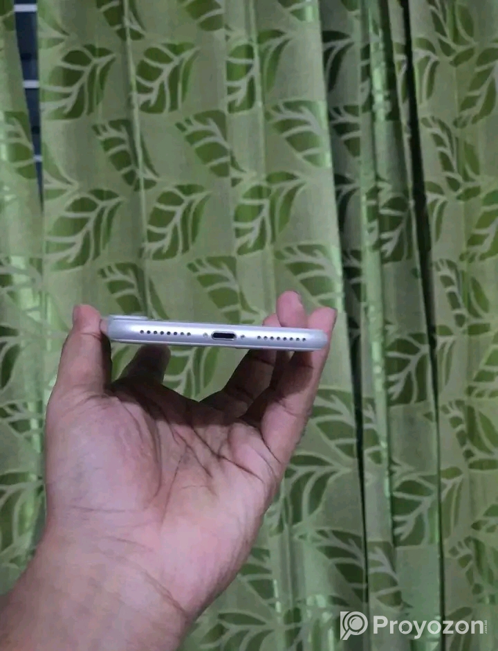 Iphone 8 plus box mobail