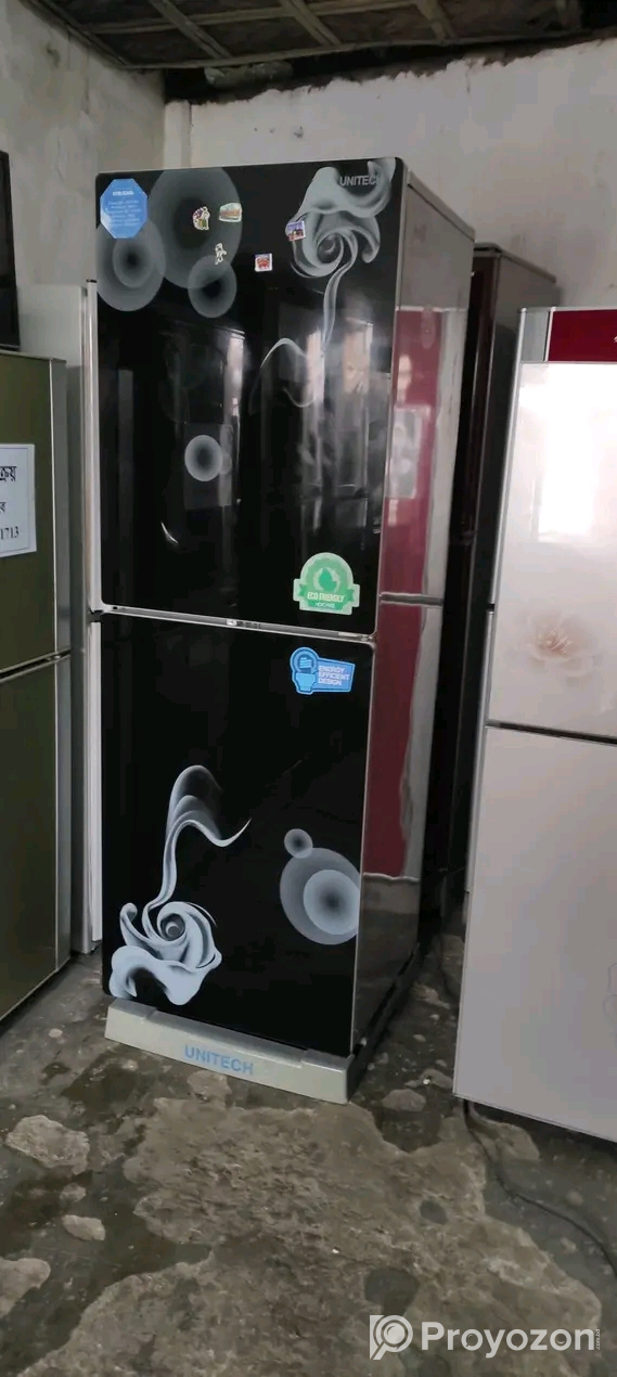 এই ফ্রিজগুলা বিক্রি হবে