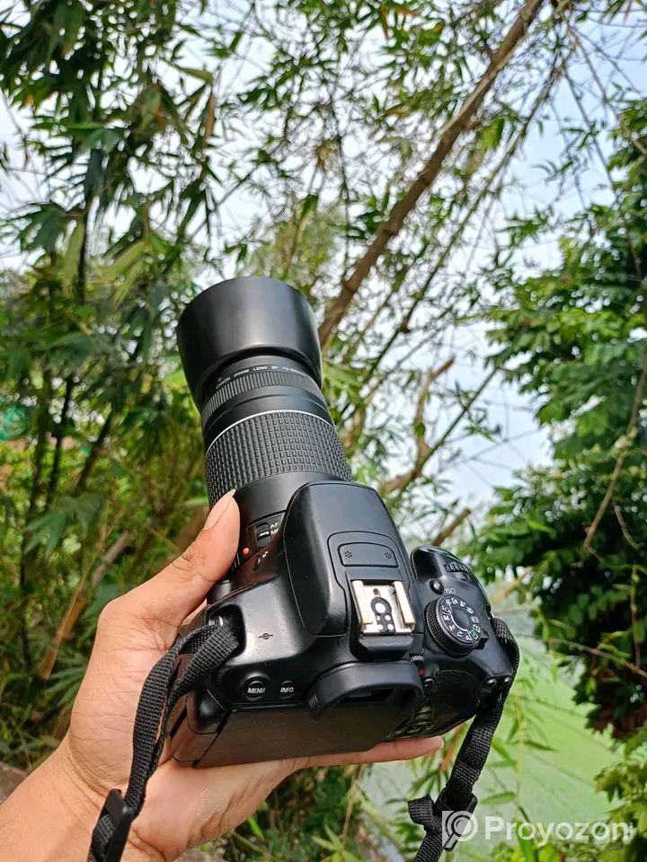 Cannon700D 75-300
