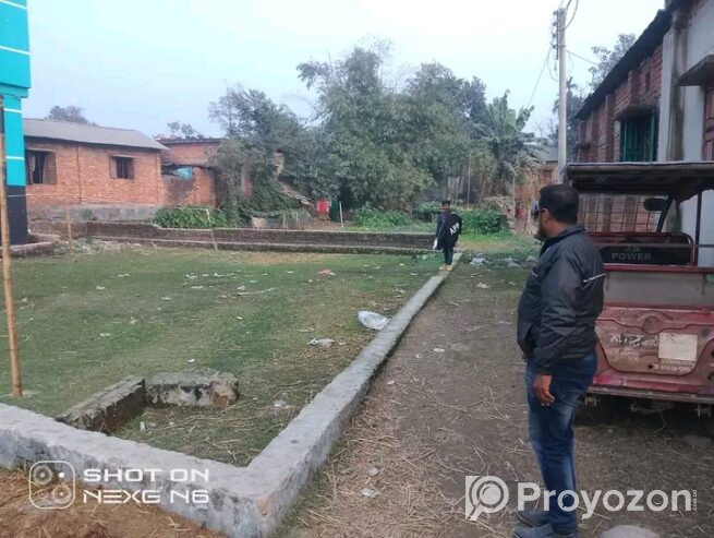 জমি বিক্রি করা হবে