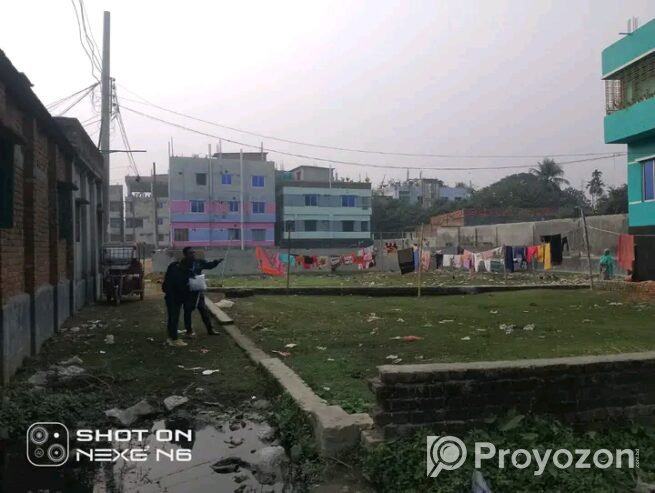 জমি বিক্রি করা হবে