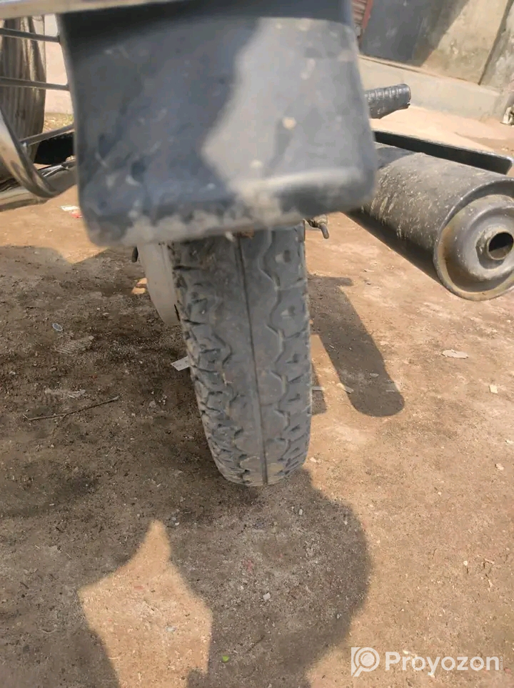 Sell Post  ct 100cc Bike