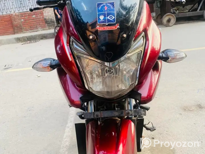 bajaj discover F-150cc Bike