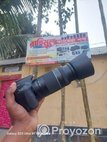 Canon 100D with 75-300 zoom lens