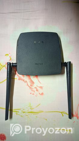 D-link router (Used)