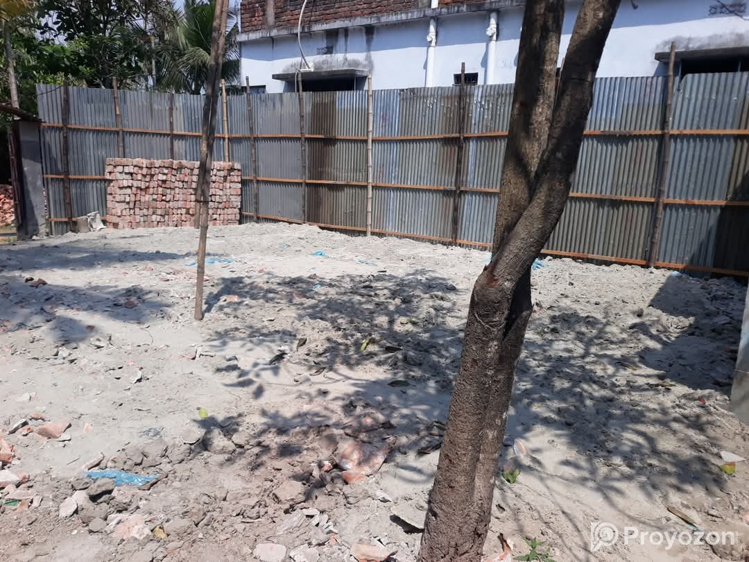 বাড়ি সহ ৪ কাঠা জমি বিক্রয় হবে