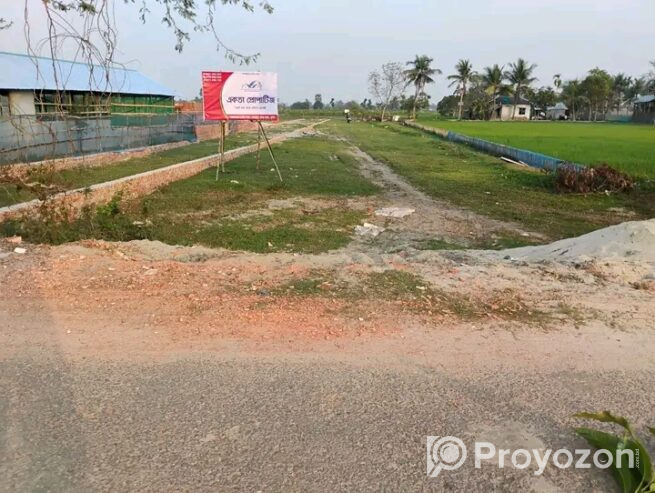 জমি বিক্রি করা হবে