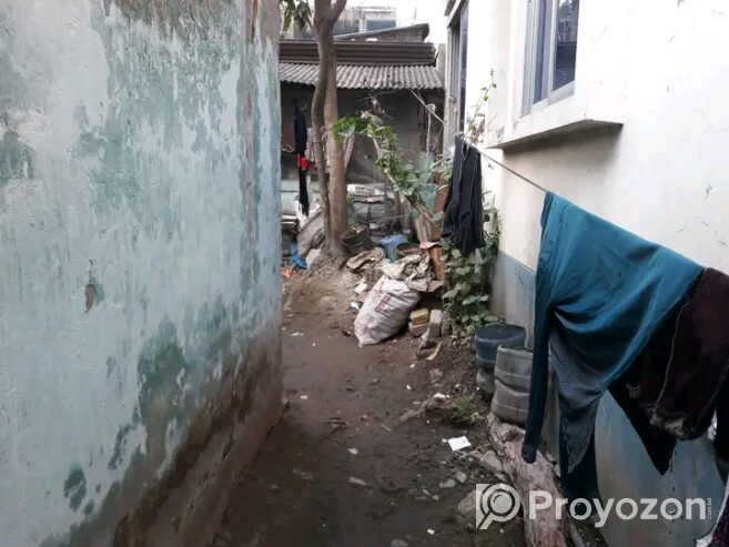 খুলনা খালিশপুর পার্ক সংলগ্ন ২৫ ফিট রোডের সাথে বাড়ি সহ পৌনে ২
