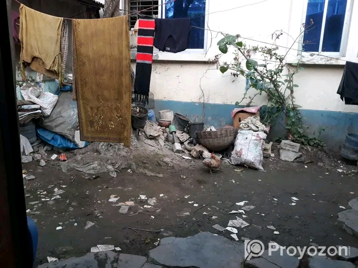 খুলনা খালিশপুর পার্ক সংলগ্ন ২৫ ফিট রোডের সাথে বাড়ি সহ পৌনে ২