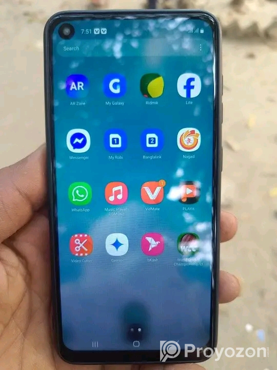 স্যামসাং গ্যালাক্সি এম ৪০ বিক্রি করা হবে