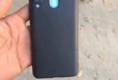 স্যামসাং গ্যালাক্সি এম ৪০ বিক্রি করা হবে