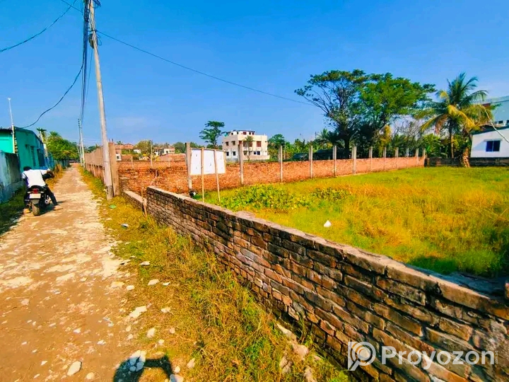 খুলনার পূজা খোলা মোড়ের নিকটে জমি বিক্রয়