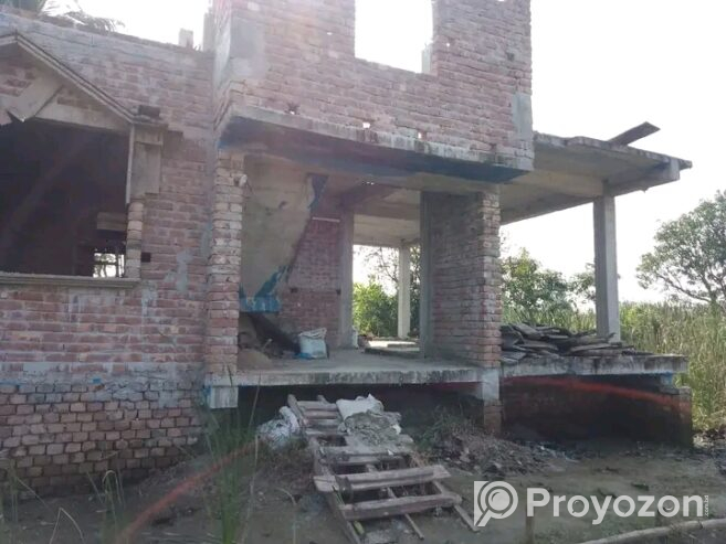 বিক্রয়ের জন্য একতলা বাড়ি