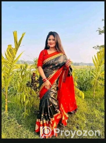 ঈদ স্পেশাল! লাক্সারিয়াস সফট সিল্ক কাতান – মাত্র ৬৫০৳!