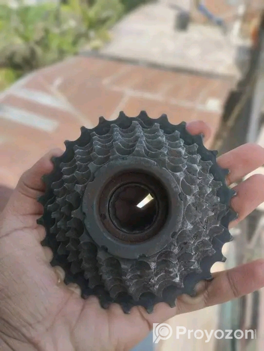 সাইকেলের ফ্রি হুইল 7 স্পিডের