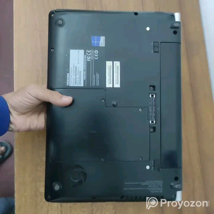 Toshiba Corei5 ল্যাপটপটি বিক্রি করা হবে