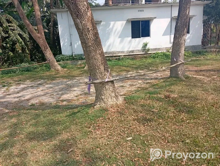 রোডের সাথে যুক্ত ৫ শতক কর্ণার জমি বিক্রয় হবে