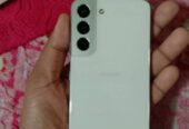 Samsung S22 8/256GB (Used)