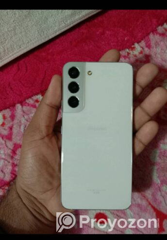 Samsung S22 8/256GB (Used)