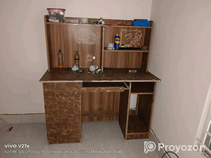 ইমারজেন্সি কিছু অফিসিয়াল এই ফার্নিচার গুলো বিক্রি করা হবে