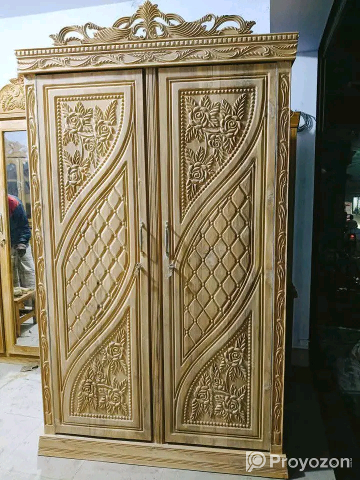 একদম নতুন ফার্নিচার গুলো সেল হবে