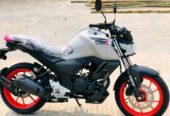fzsv4 bike (Used)
