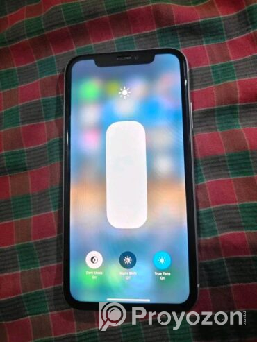 iPhone XR 4/128Gb (Used)