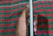 iPhone XR 4/128Gb (Used)