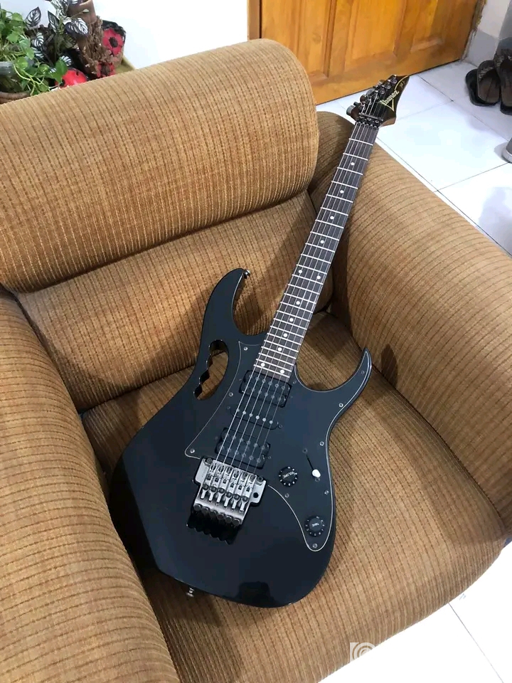 Ibanez JEM-JR Electric Guitar