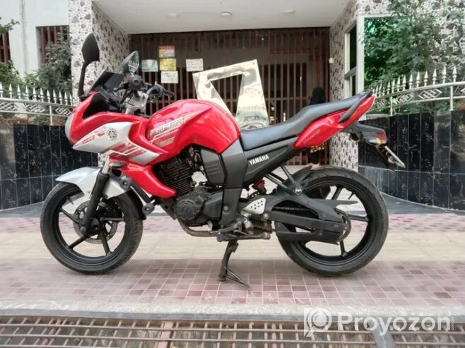 Yamaha Fazer 2015 150cc