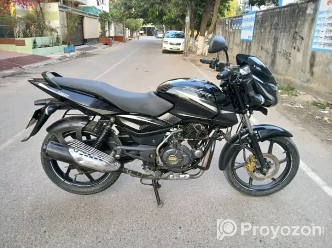 Bajaj Pulsar 150 cc 2018 for sell