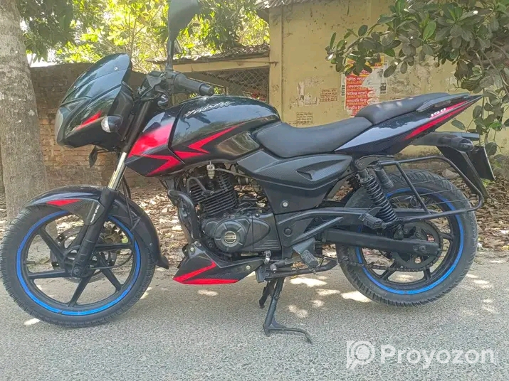 পালসার ১৫০ সিসি ডাবল ডিস্ক ২০১৯ মডেল
