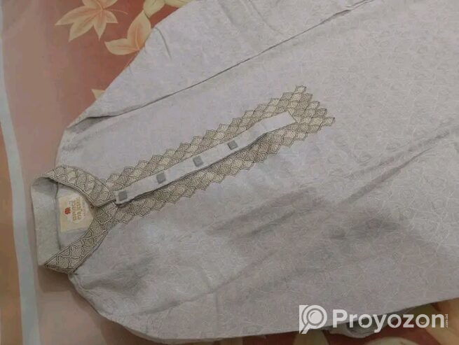 এই পাঞ্জাবিটা সেল করা হবে
