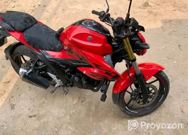 Suzuki Gixxer 155cc bike ti sell dibo
