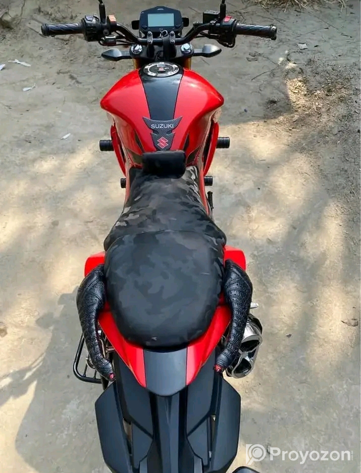 Suzuki Gixxer 155cc bike ti sell dibo